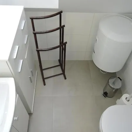 بيت للعطل Base For 6 Stepnica